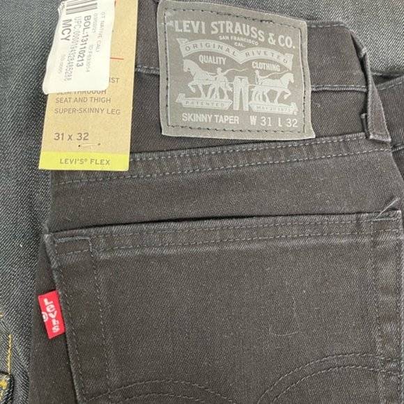 BNWT Mens Levi’s jeans Black 31x32 skinny - Picture 2 of 5